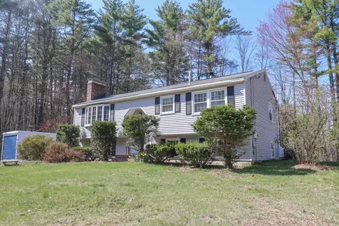 56 Whippoorwill Lane Bedford NH 03110