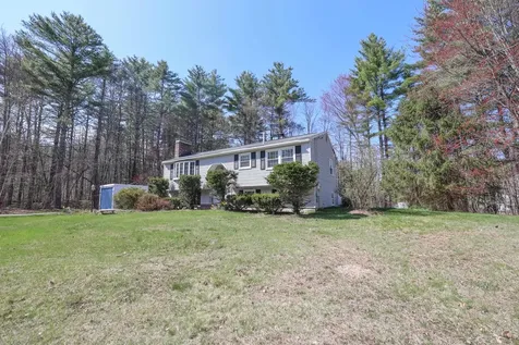 56 Whippoorwill Lane Bedford NH 03110