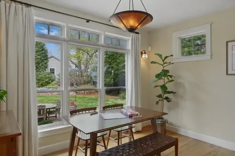44 Raymond Street Nashua NH 03064