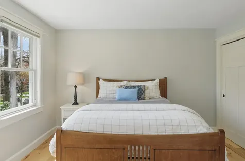 44 Raymond Street Nashua NH 03064