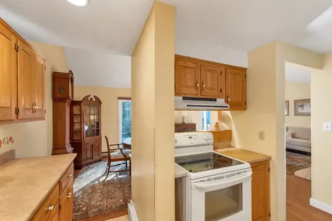 10 Wolfeboro Common Wolfeboro NH 03894