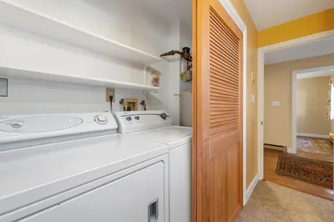 10 Wolfeboro Common Wolfeboro NH 03894