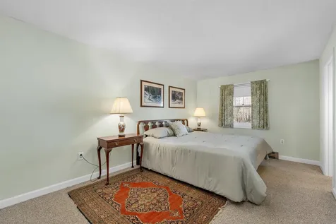 10 Wolfeboro Common Wolfeboro NH 03894