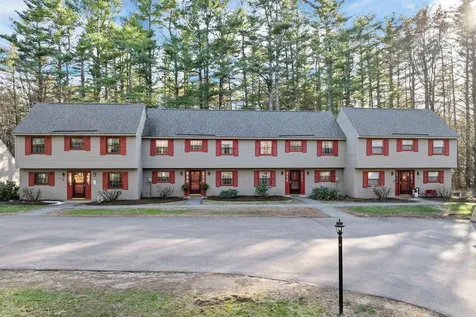 10 Wolfeboro Common Wolfeboro NH 03894