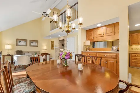 10 Wolfeboro Common Wolfeboro NH 03894