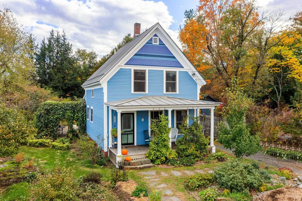 76 Hawthorn Street Hartford VT 05088