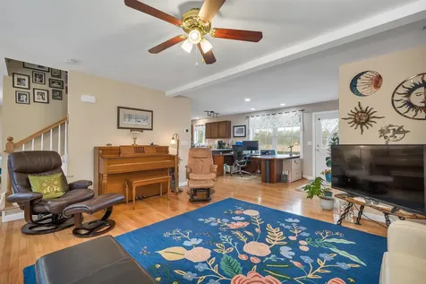 185 Garvin Avenue Manchester NH 03109
