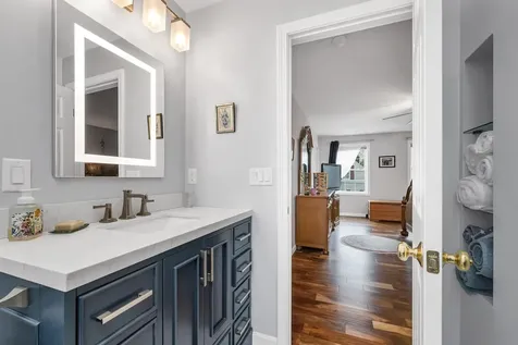 185 Garvin Avenue Manchester NH 03109