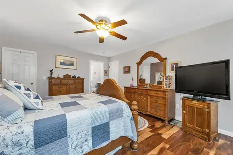185 Garvin Avenue Manchester NH 03109