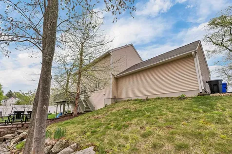 185 Garvin Avenue Manchester NH 03109