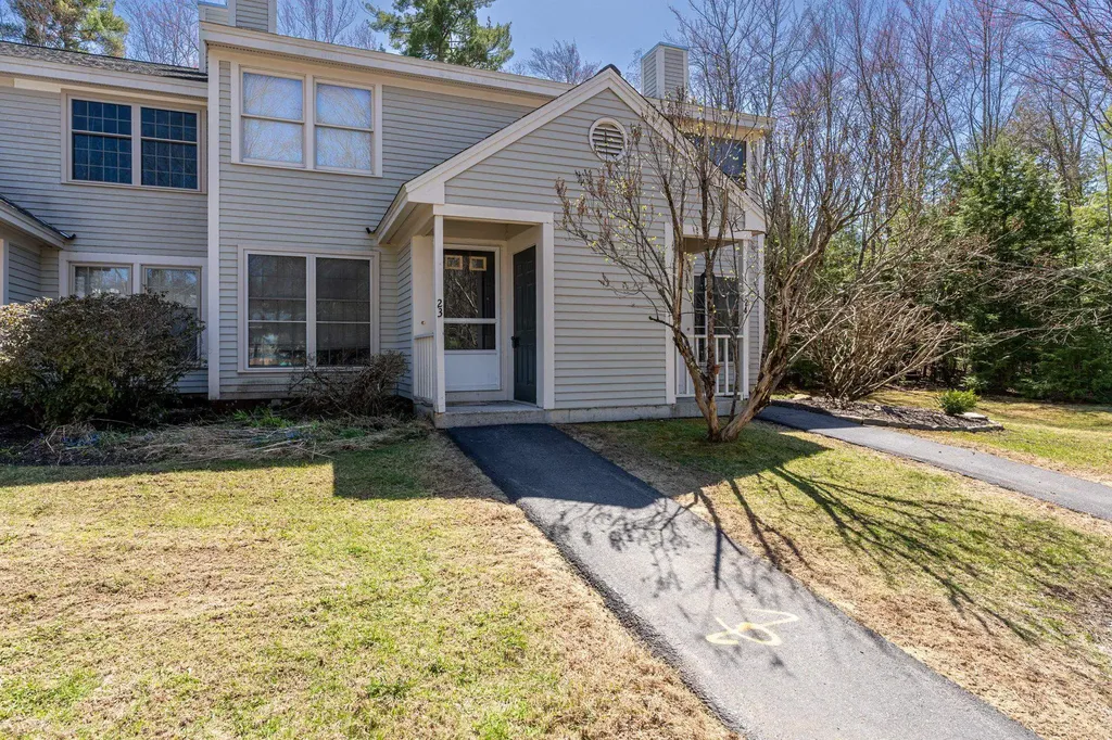 23 Woodland Green Rochester NH 03868