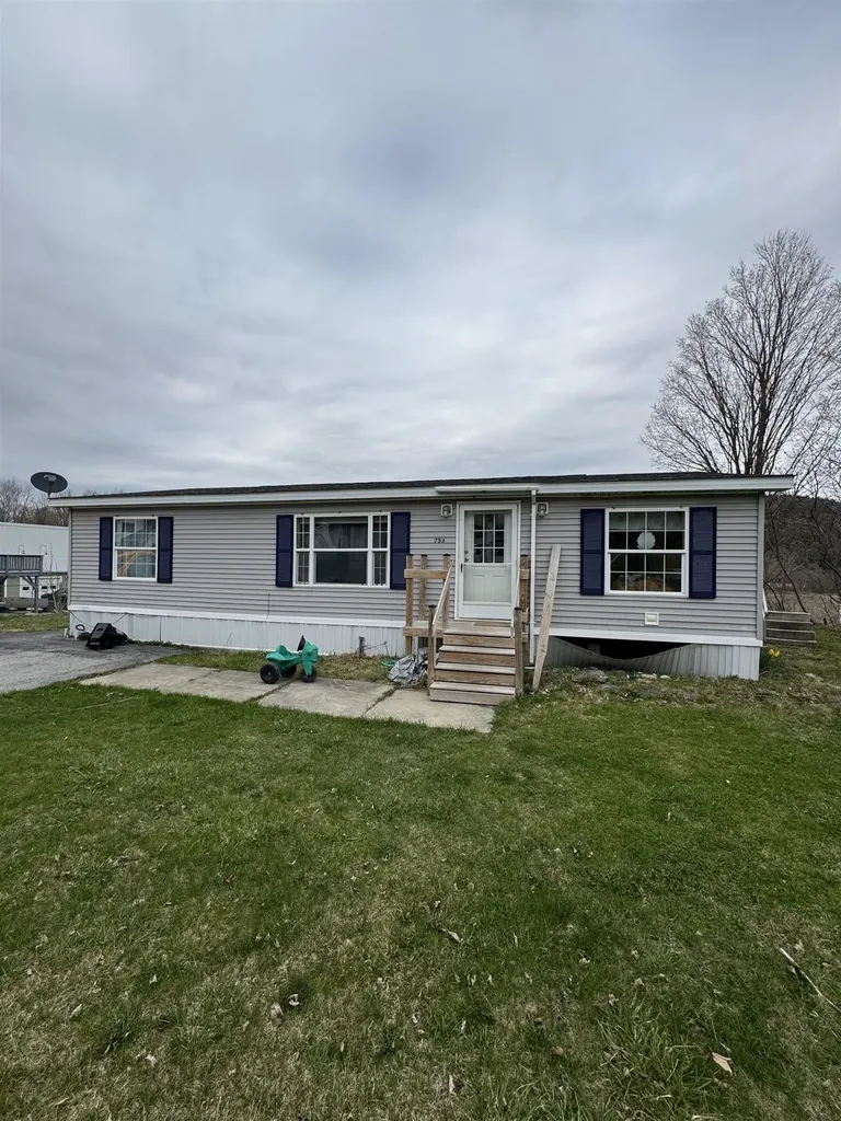 753 Clarendon Avenue West Rutland VT 05777