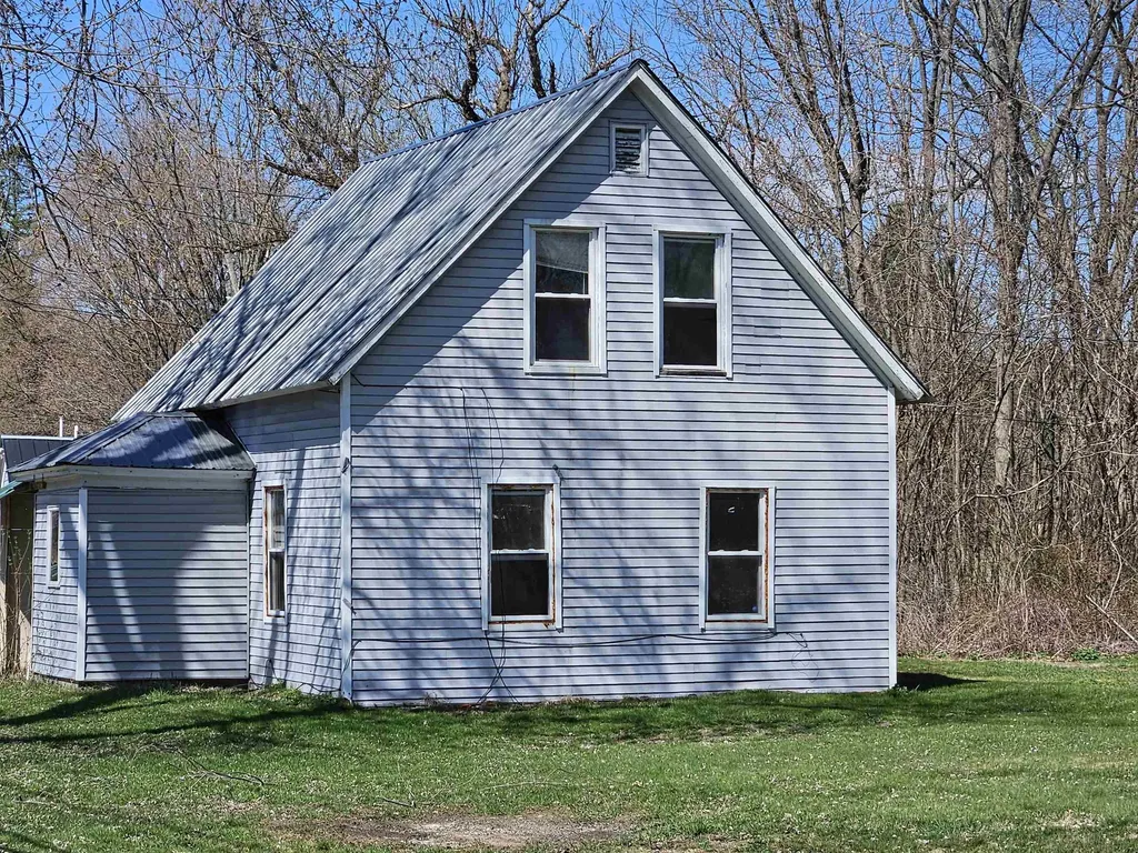 654 Us Route 5 Hartland VT 05052