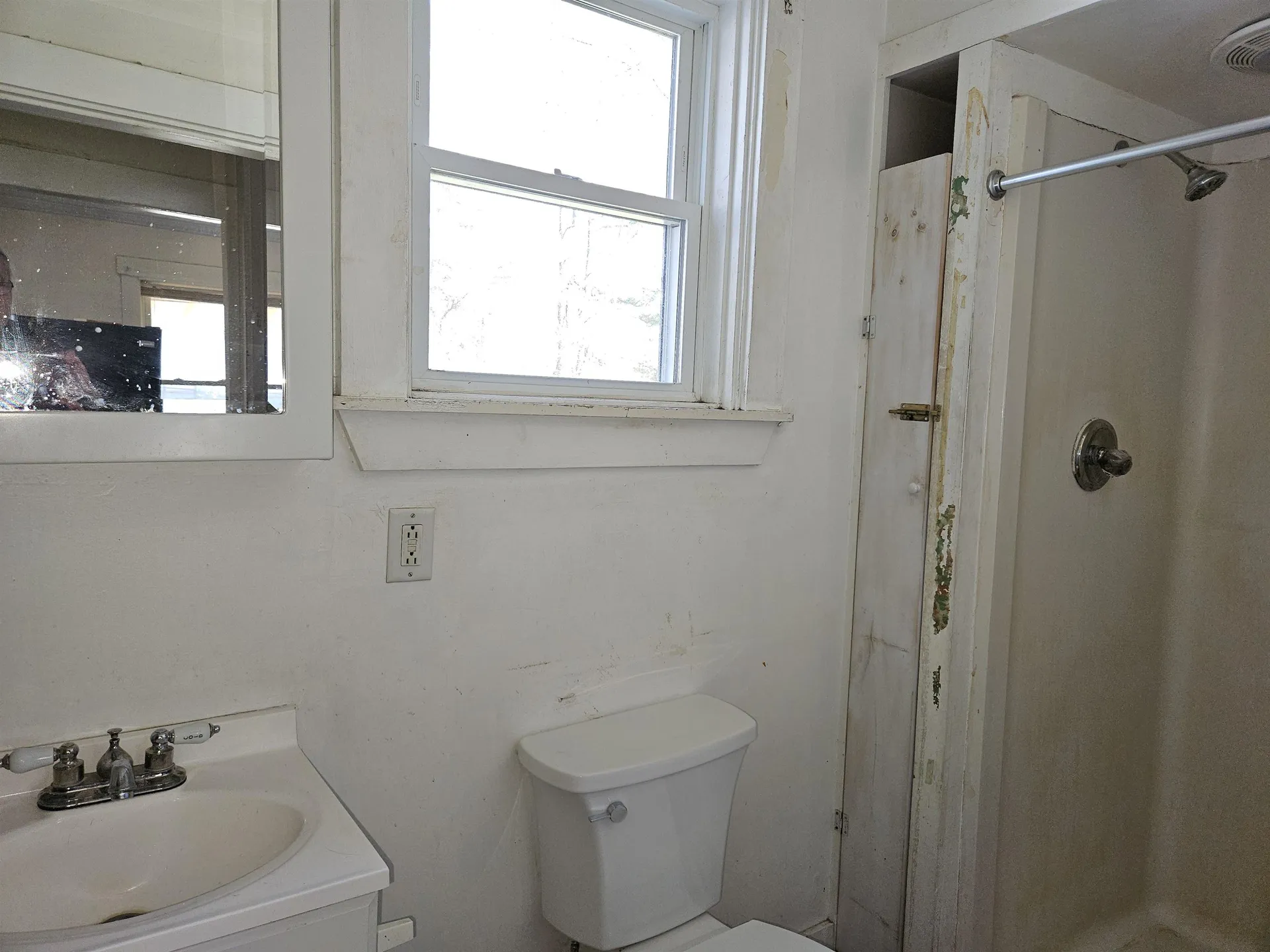 654 Us Route 5 Hartland VT 05052