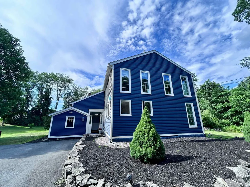 70 Exeter Road Kingston NH 03848