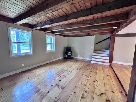 70 Exeter Road Kingston NH 03848