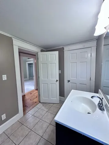 70 Exeter Road Kingston NH 03848