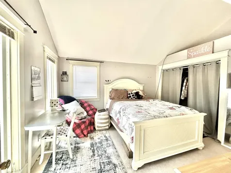 70 Exeter Road Kingston NH 03848
