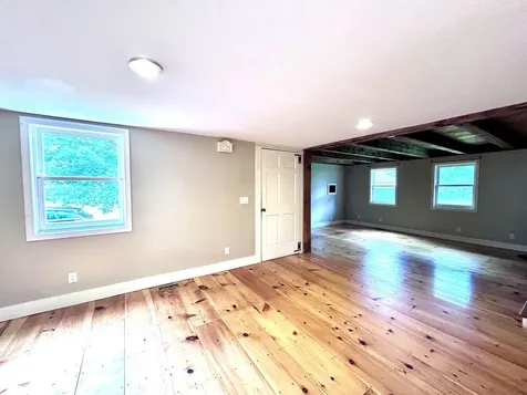 70 Exeter Road Kingston NH 03848