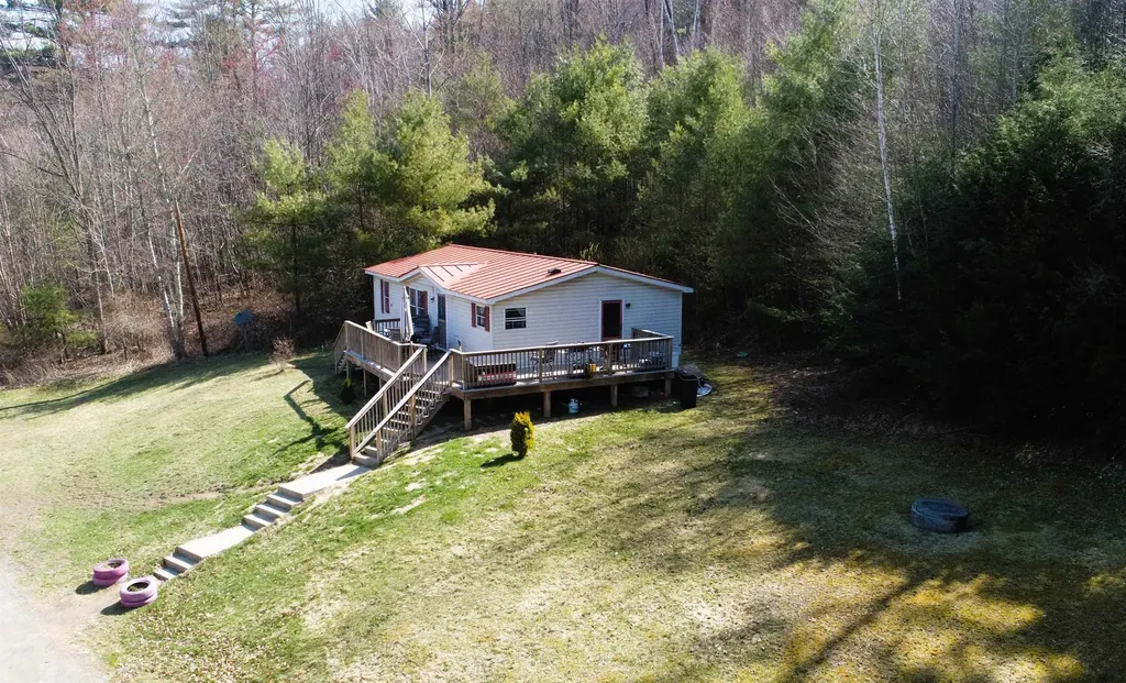 175 2nd Nh Turnpike Unity NH 03743