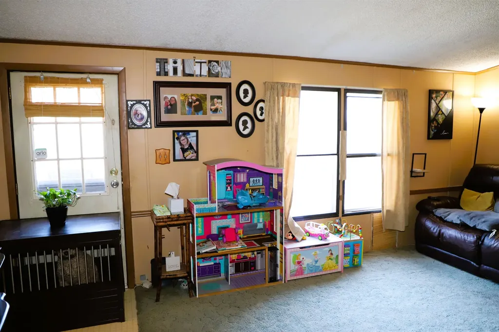 175 2nd Nh Turnpike Unity NH 03743