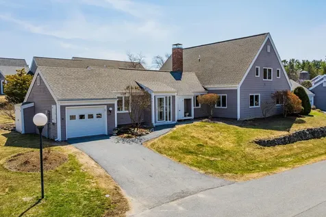 133 Hilltop Place New London NH 03257