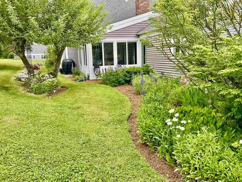 133 Hilltop Place New London NH 03257