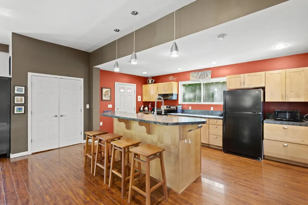 417 Locust Street Rollinsford NH 03869