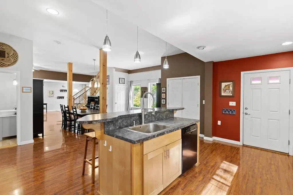 417 Locust Street Rollinsford NH 03869