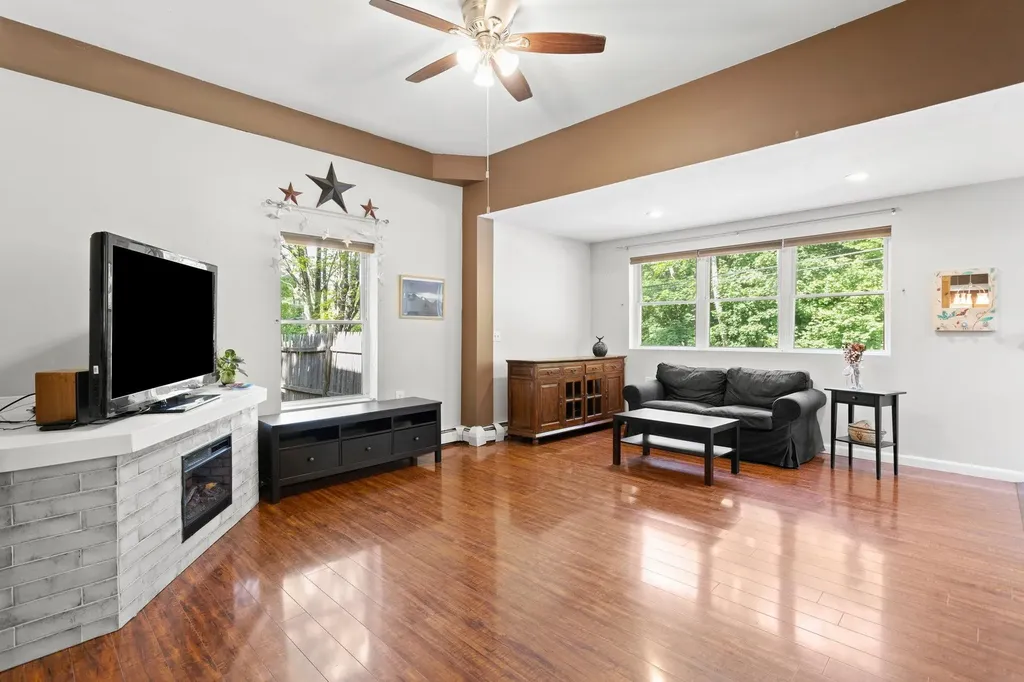 417 Locust Street Rollinsford NH 03869