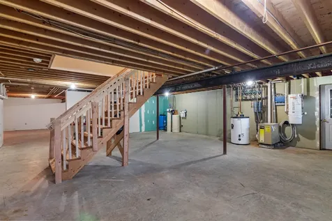 5 Pine Harbor Road Milton VT 05468