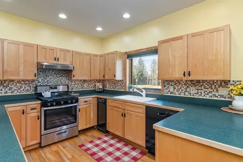 5 Pine Harbor Road Milton VT 05468