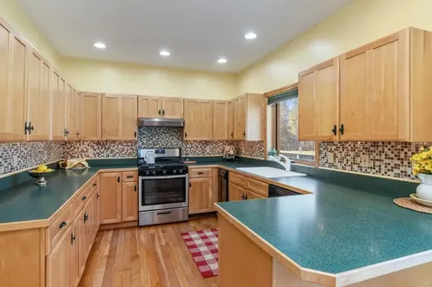 5 Pine Harbor Road Milton VT 05468