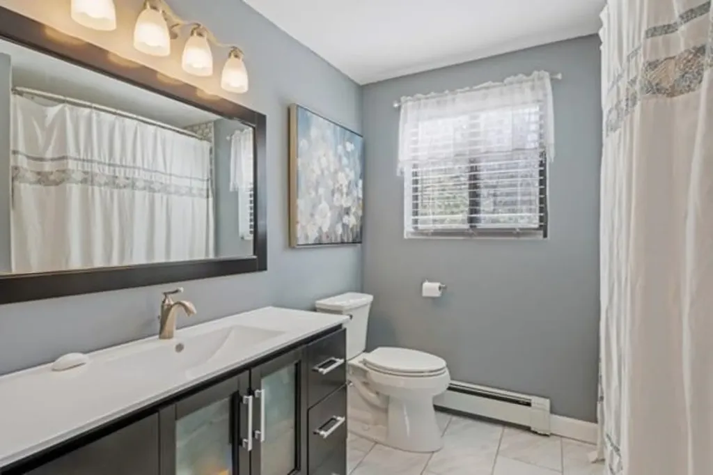 40 Gaita Drive Derry NH 03038