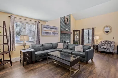 40 Gaita Drive Derry NH 03038