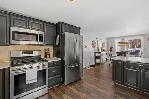 40 Gaita Drive Derry NH 03038