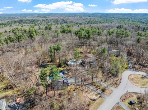 40 Gaita Drive Derry NH 03038