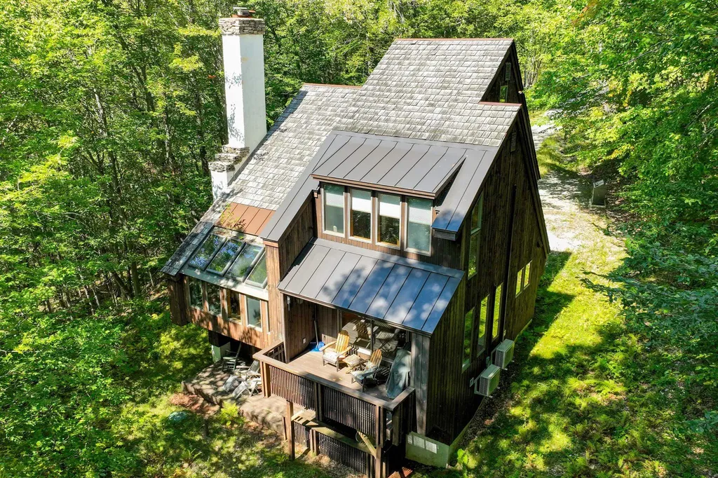 78 Coopers Trace Plymouth VT 05056