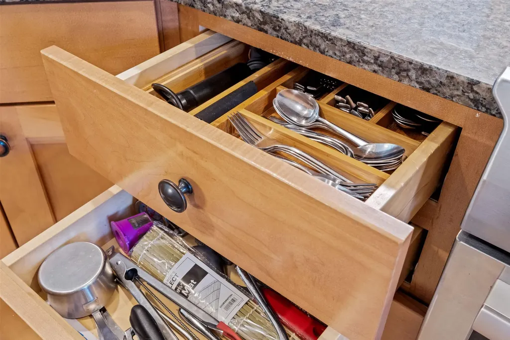 122 Thaxter Road Portsmouth NH 03801