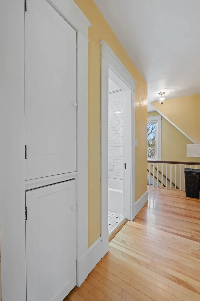 122 Thaxter Road Portsmouth NH 03801