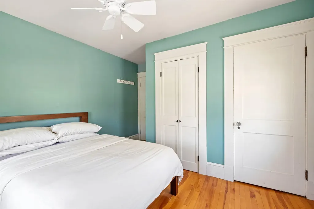 122 Thaxter Road Portsmouth NH 03801