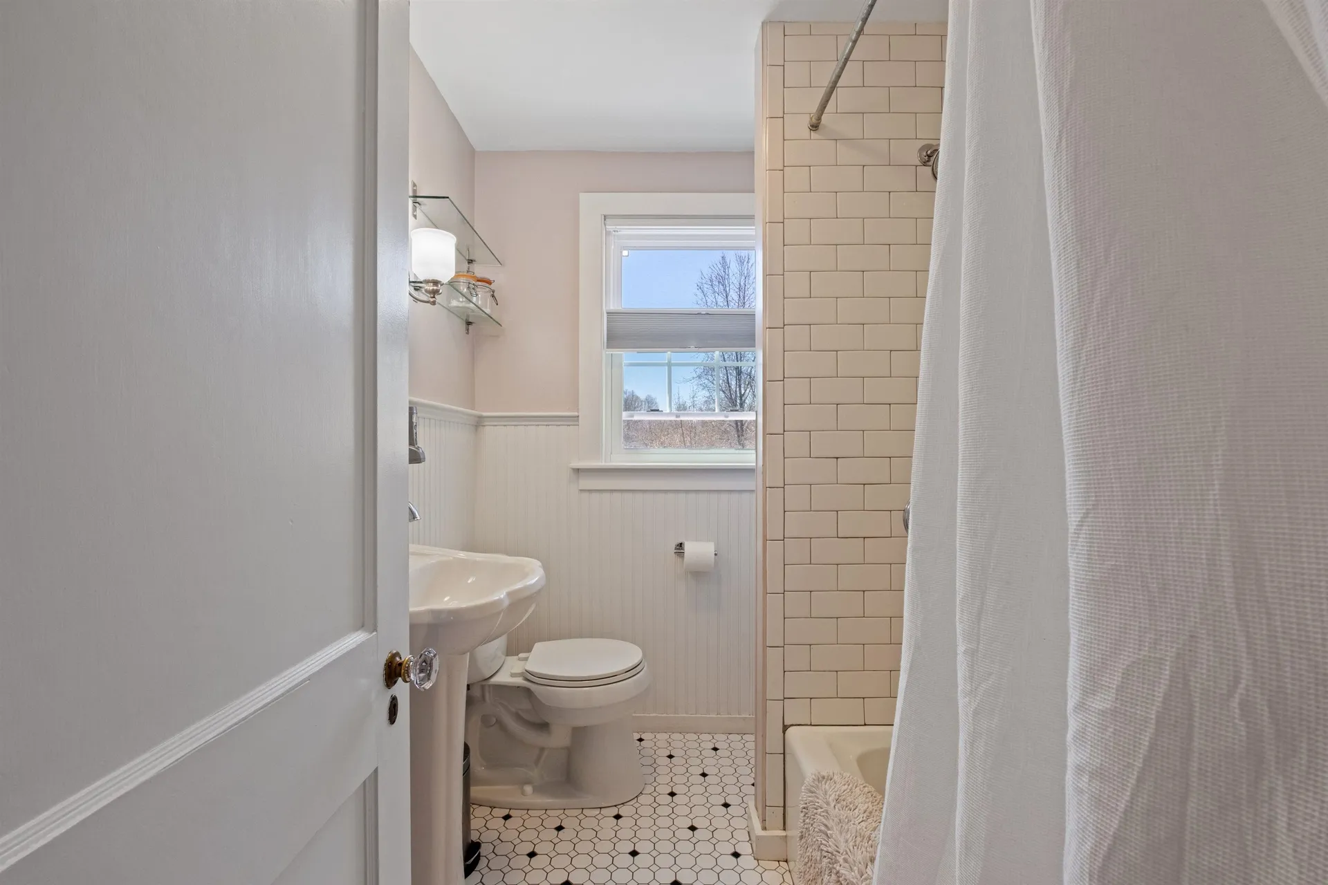 122 Thaxter Road Portsmouth NH 03801