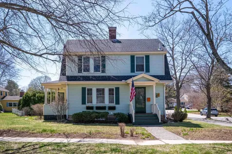 122 Thaxter Road Portsmouth NH 03801