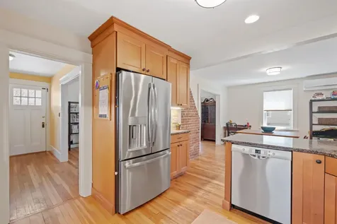 122 Thaxter Road Portsmouth NH 03801