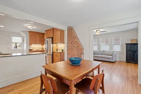 122 Thaxter Road Portsmouth NH 03801