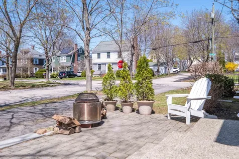 122 Thaxter Road Portsmouth NH 03801