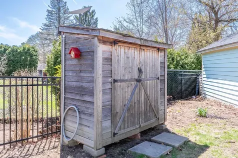 122 Thaxter Road Portsmouth NH 03801