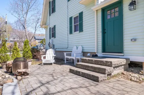 122 Thaxter Road Portsmouth NH 03801