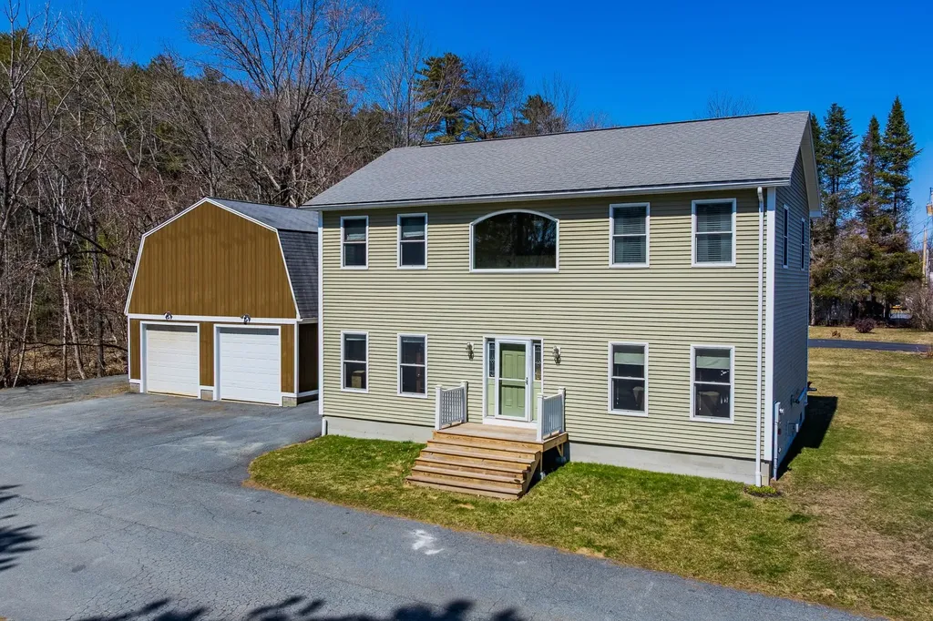36 Dartmouth Avenue Lebanon NH 03766
