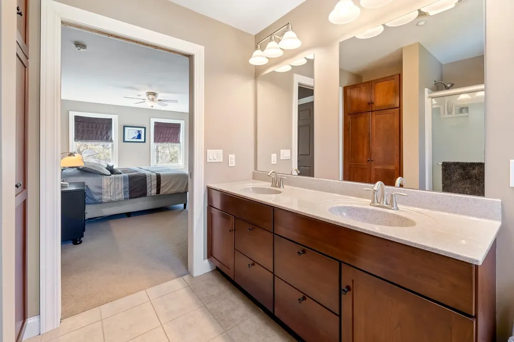 36 Dartmouth Avenue Lebanon NH 03766